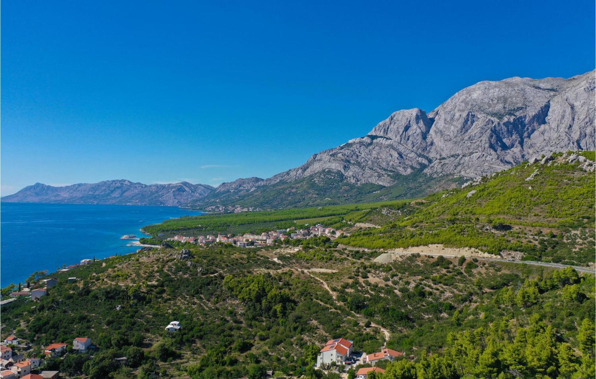 Nice Apartment In Krvavica With House Sea View Dış mekan fotoğraf