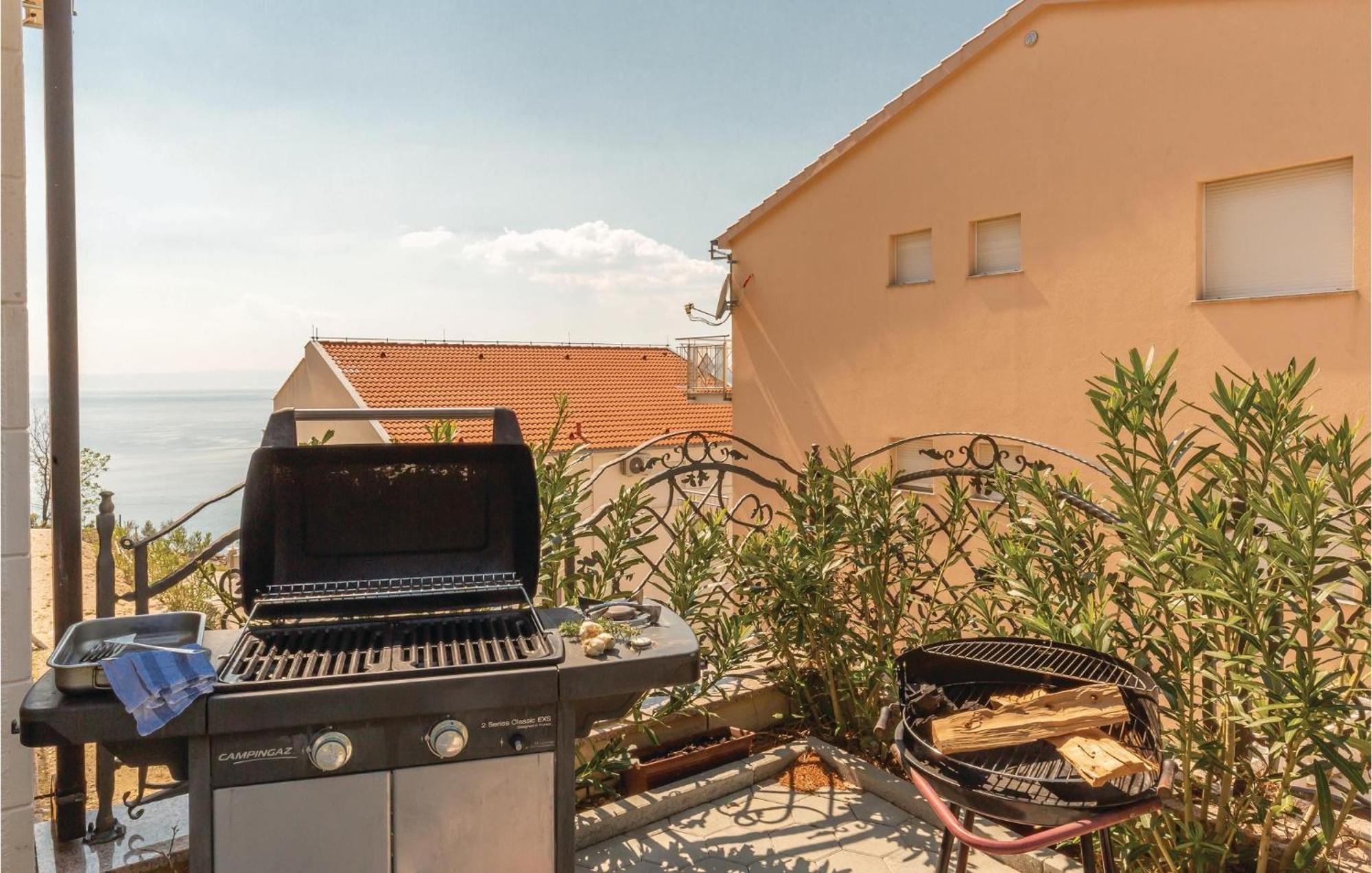 Nice Apartment In Krvavica With House Sea View Dış mekan fotoğraf