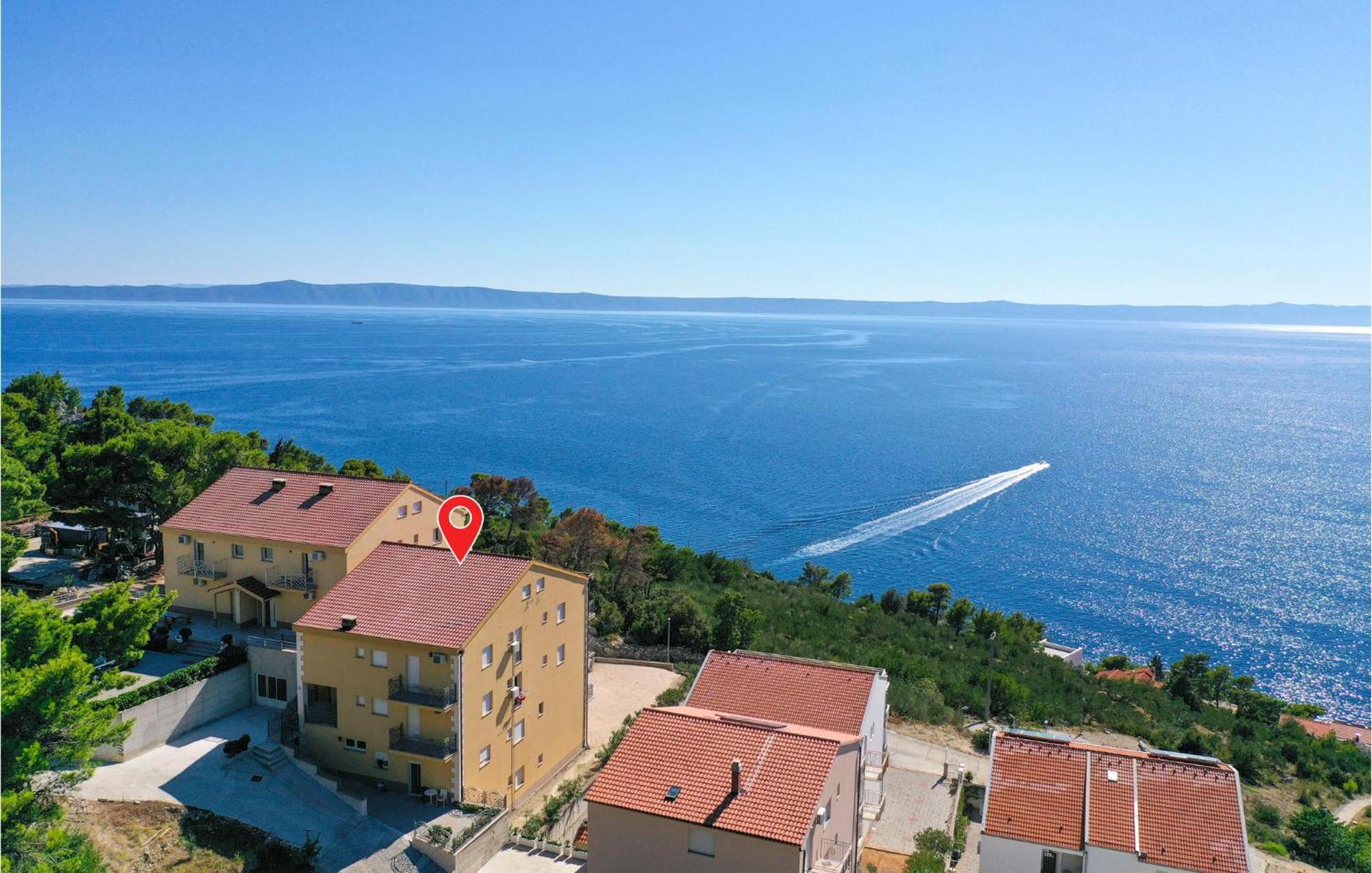 Nice Apartment In Krvavica With House Sea View Dış mekan fotoğraf